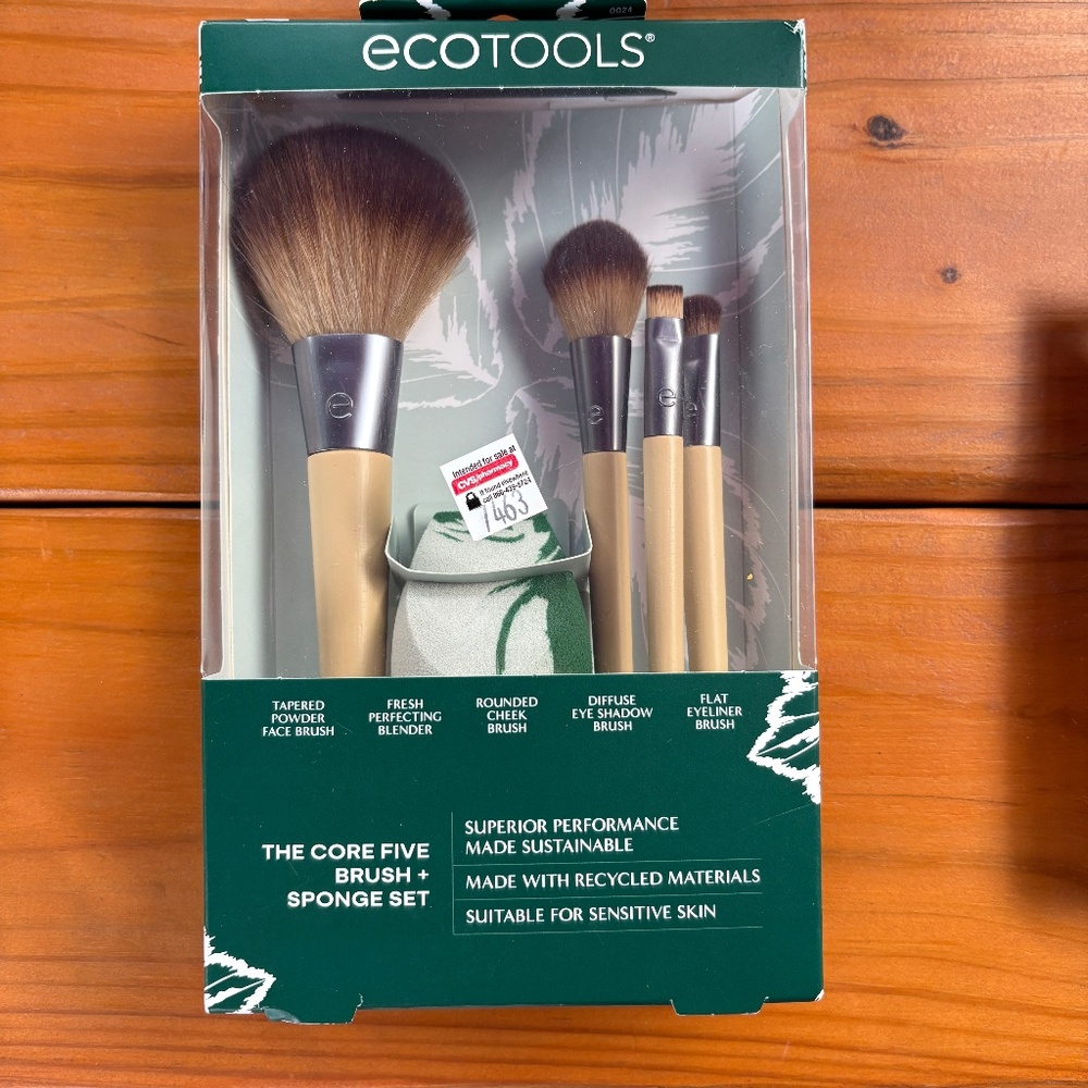 NWT Bundle of Hair, Makeup and Body Care, Monday, Maybelline, Eco Tools, Venus - Picture 6 of 9
